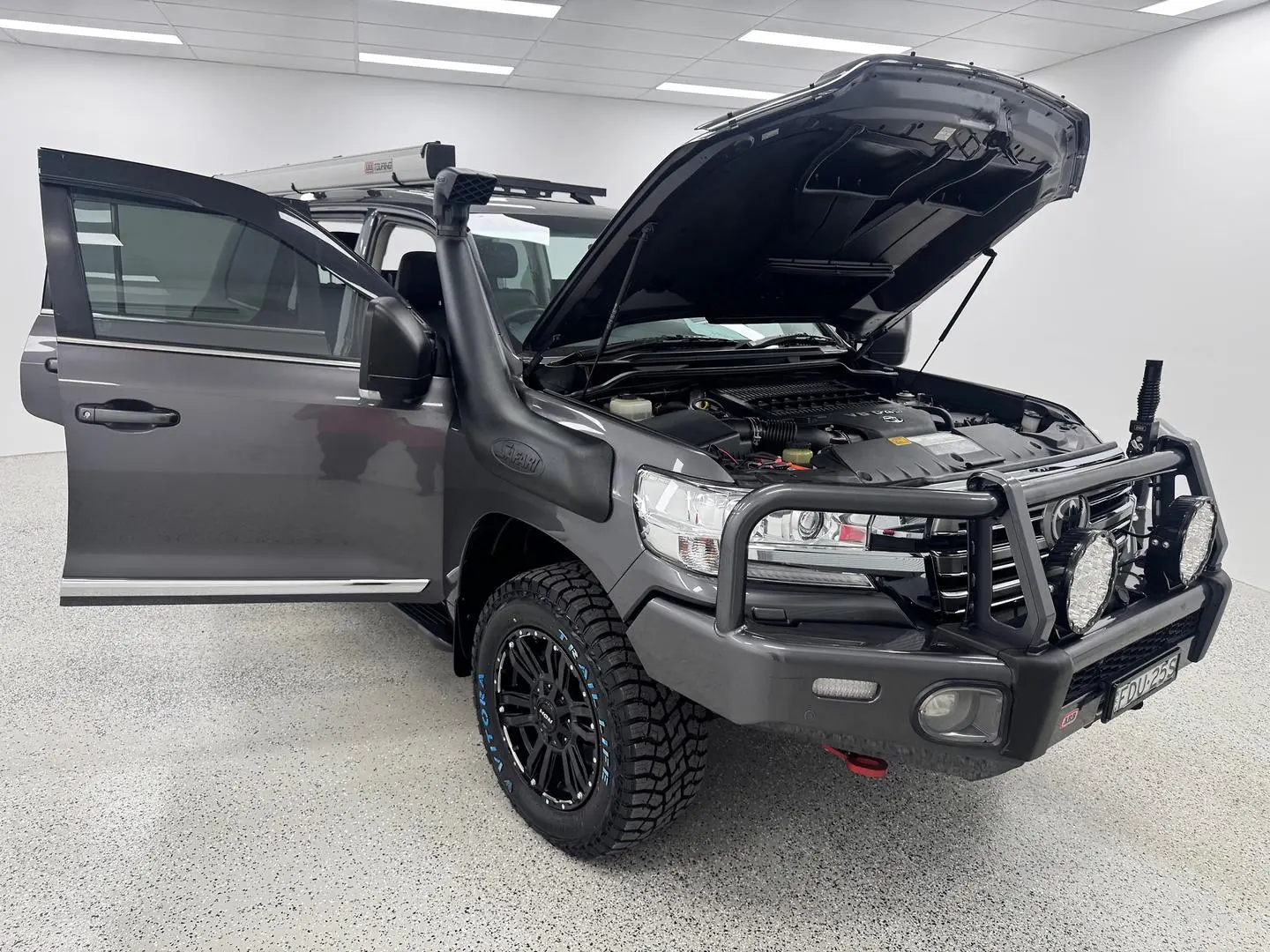 2019 Toyota Landcruiser Gallery Image 7