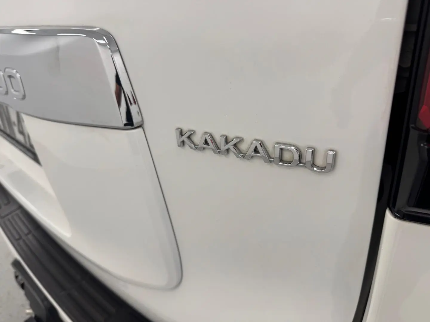 2021 Toyota Landcruiser Prado Gallery Image 35