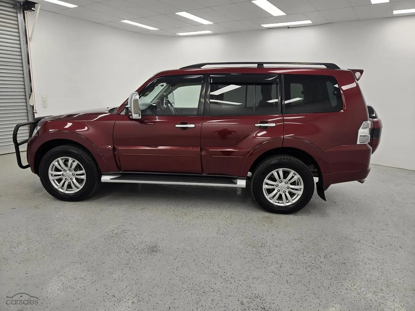 2016 Mitsubishi Pajero Image 6