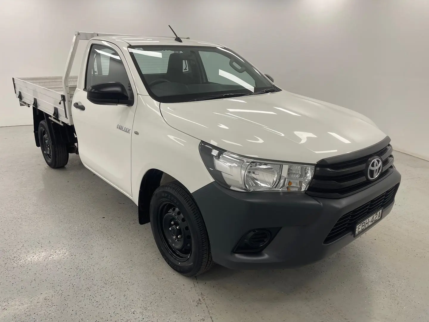 2019 Toyota Hilux Gallery Image 1