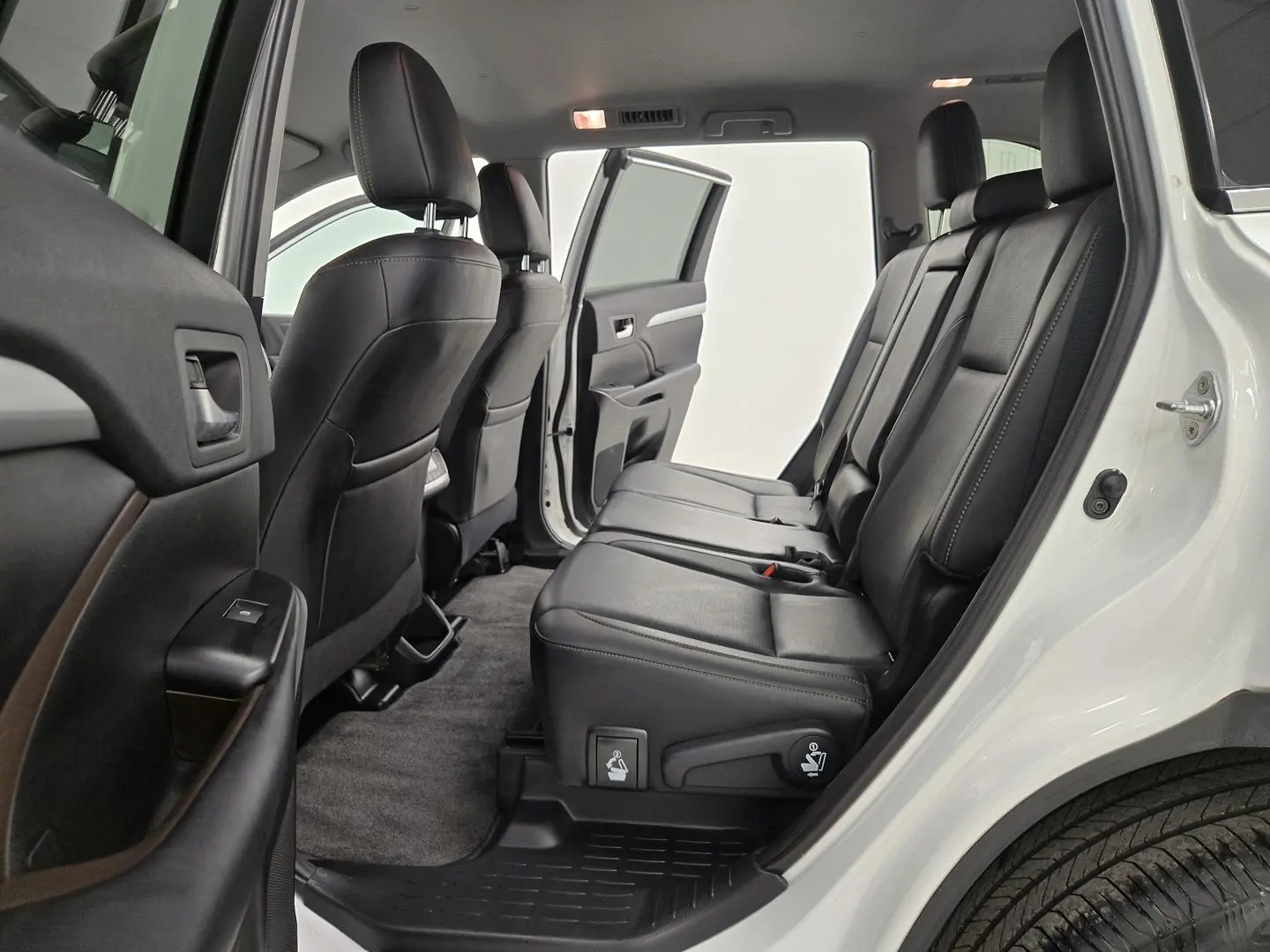 2019 Toyota Kluger Gallery Image 19