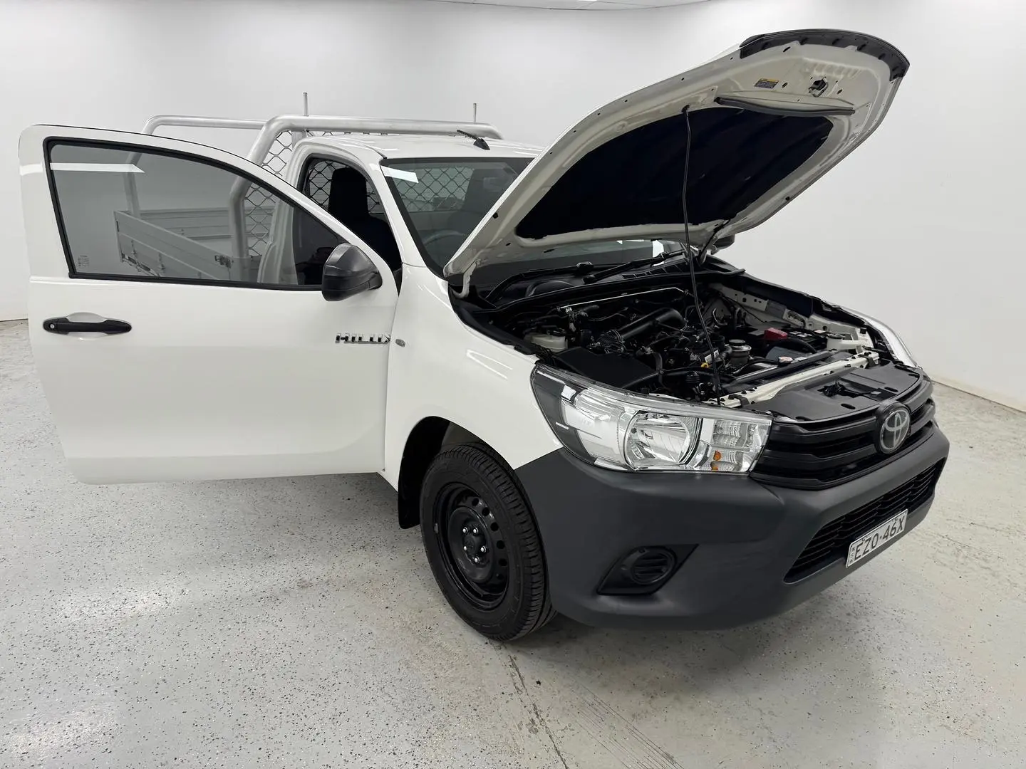 2020 Toyota Hilux Gallery Image 6