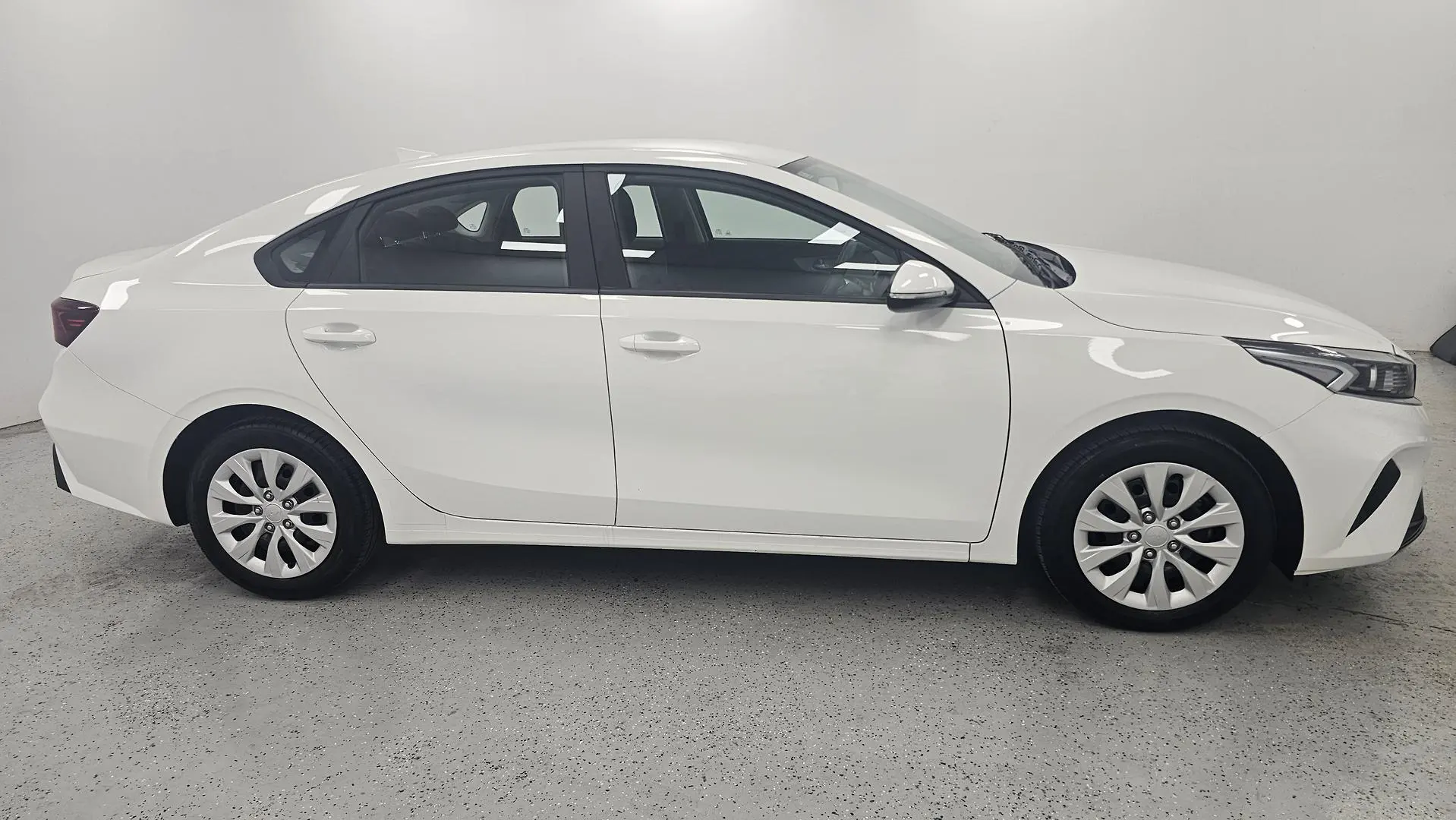 2023 Kia Cerato Gallery Image 2