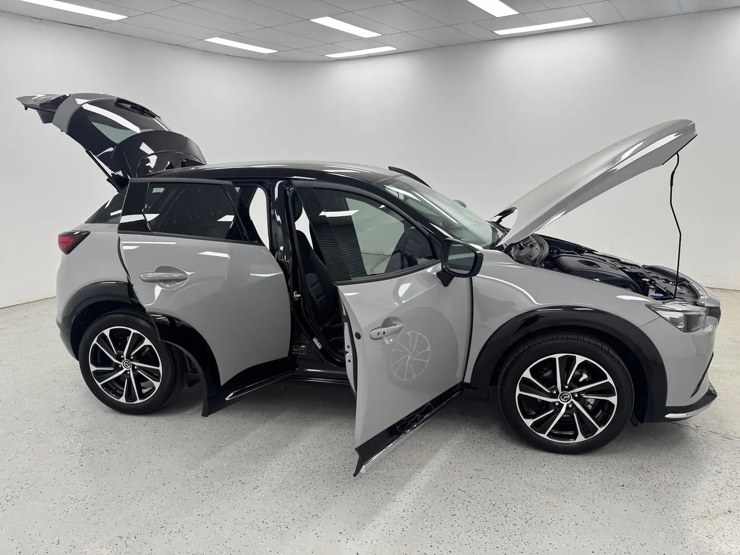 2024 Mazda CX-3 Gallery Image 8