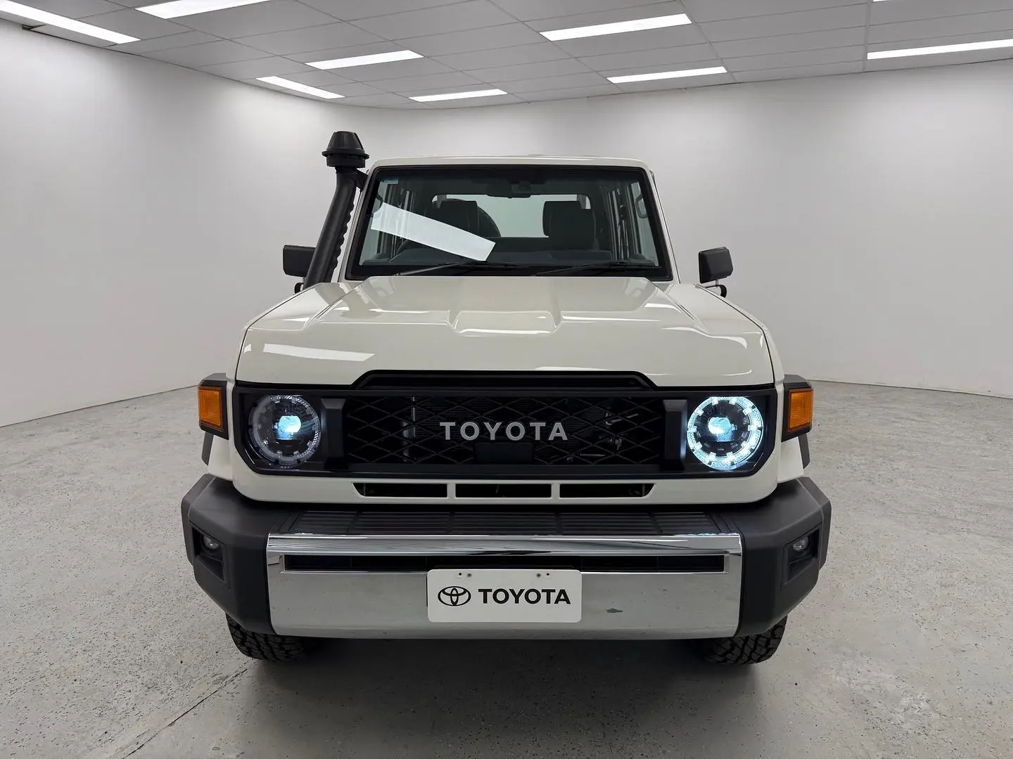 2025 Toyota Landcruiser Gallery Image 33