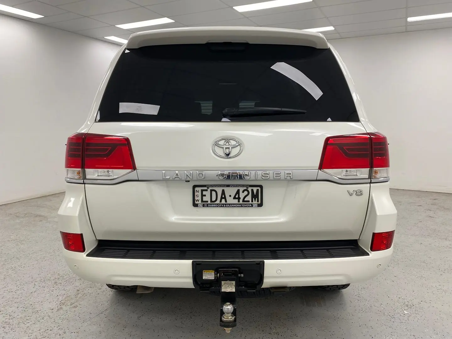 2019 Toyota Landcruiser Gallery Image 4