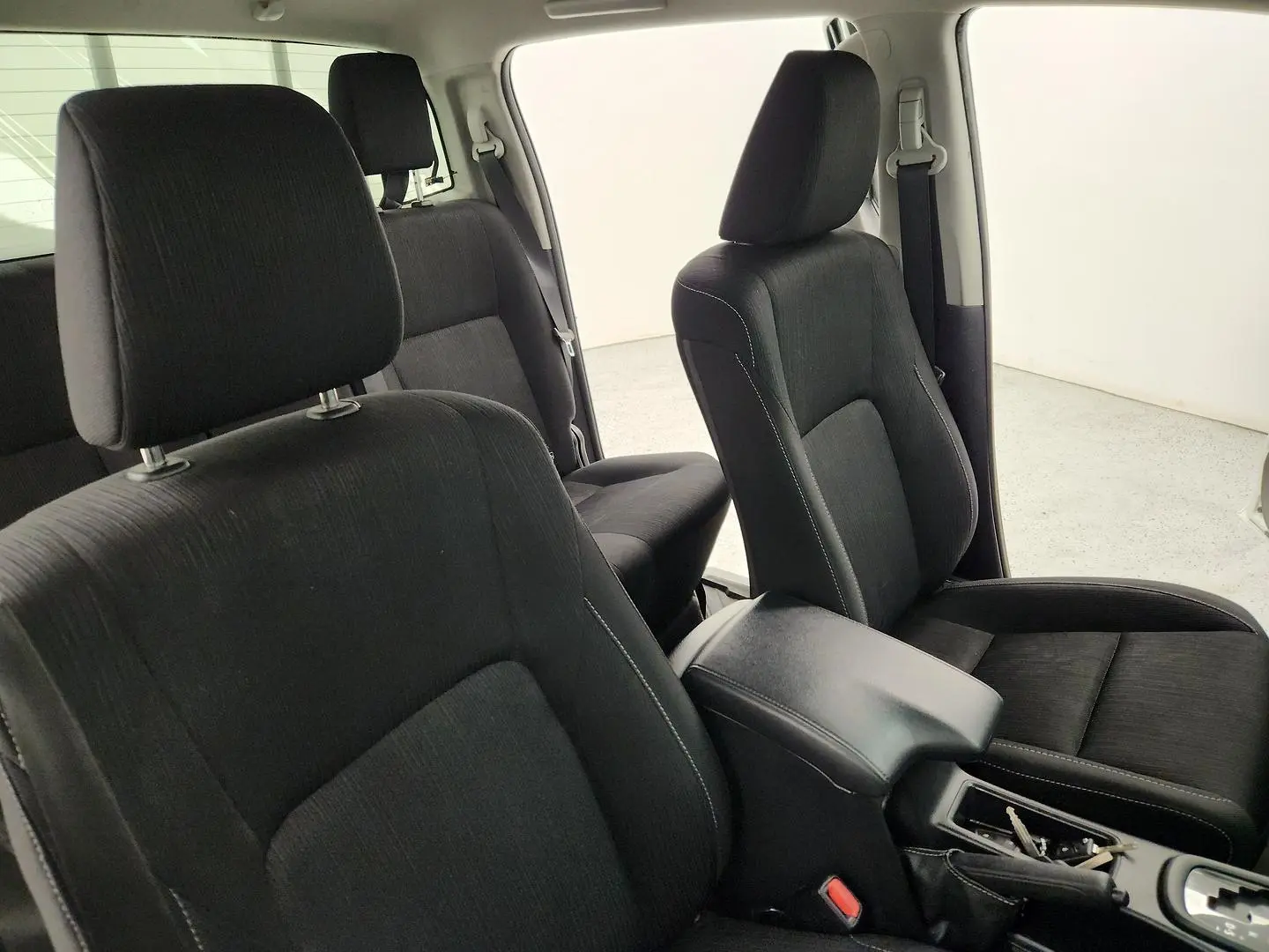 2021 Toyota Hilux Gallery Image 24
