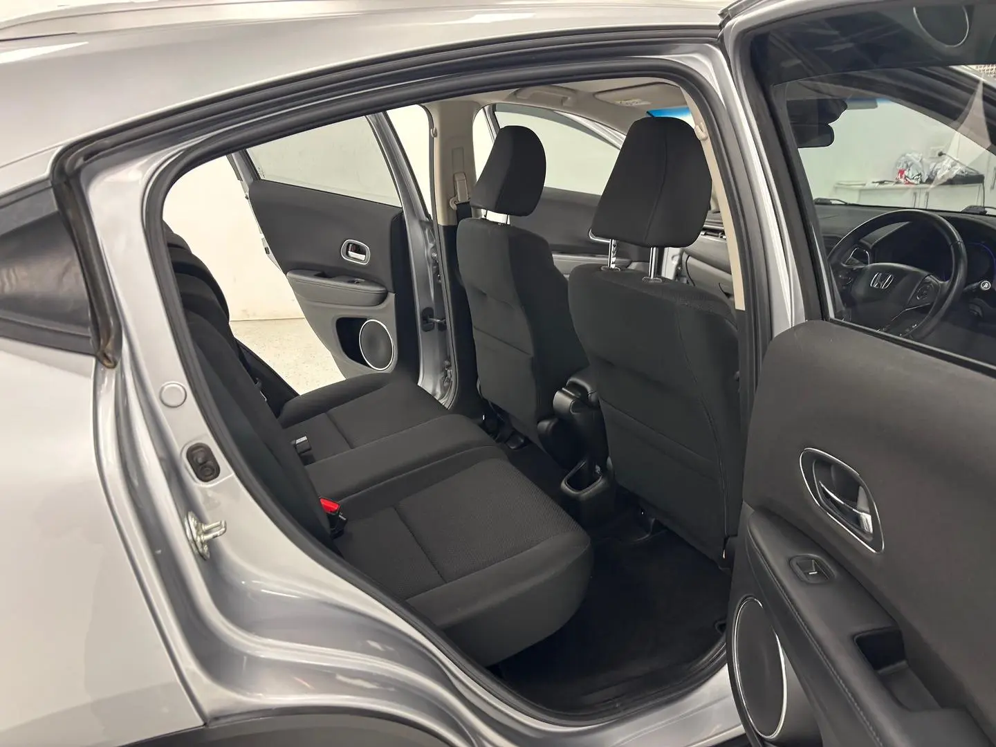 2017 Honda HR-V Gallery Image 20