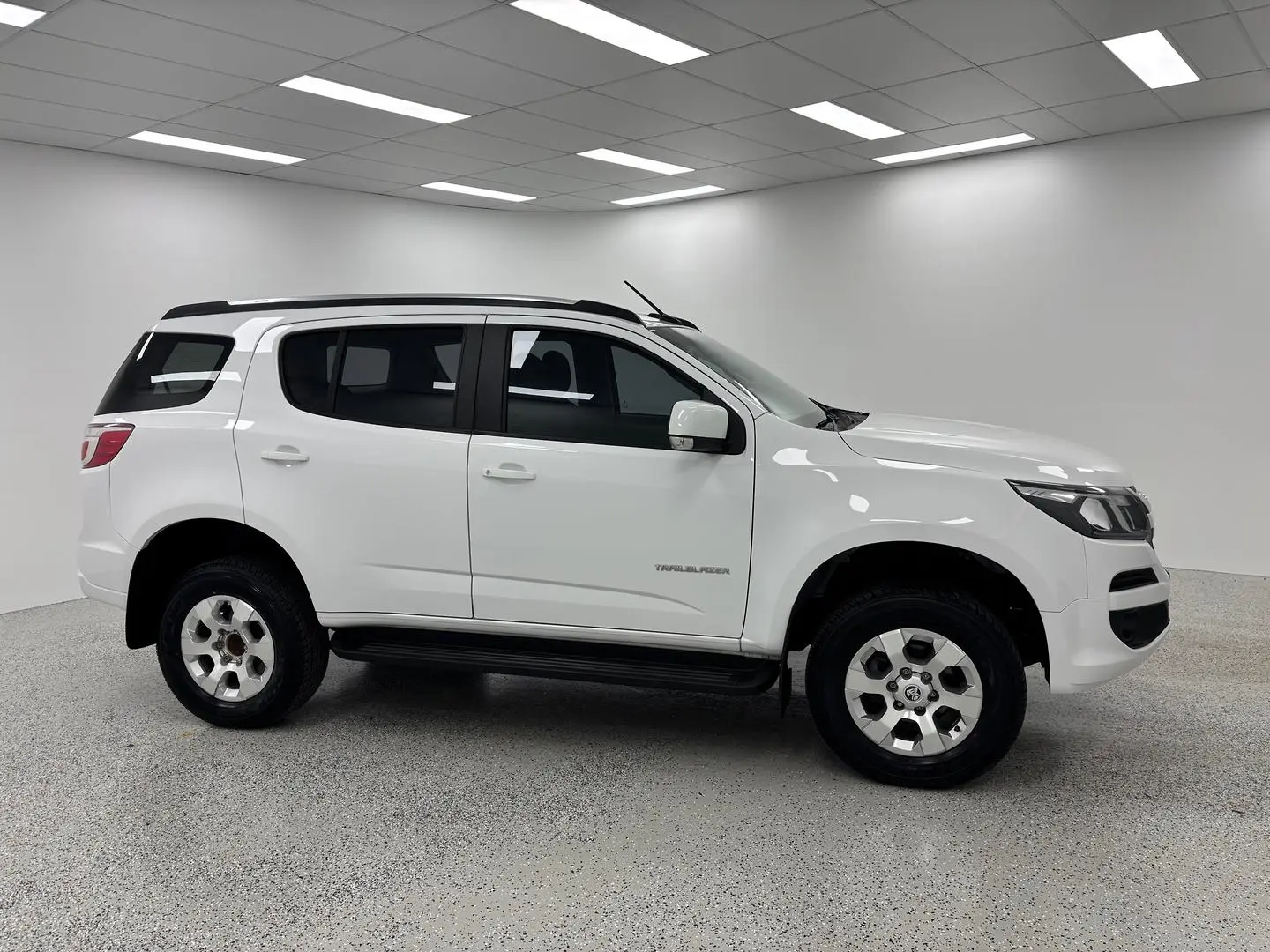 2020 Holden Trailblazer Gallery Image 2