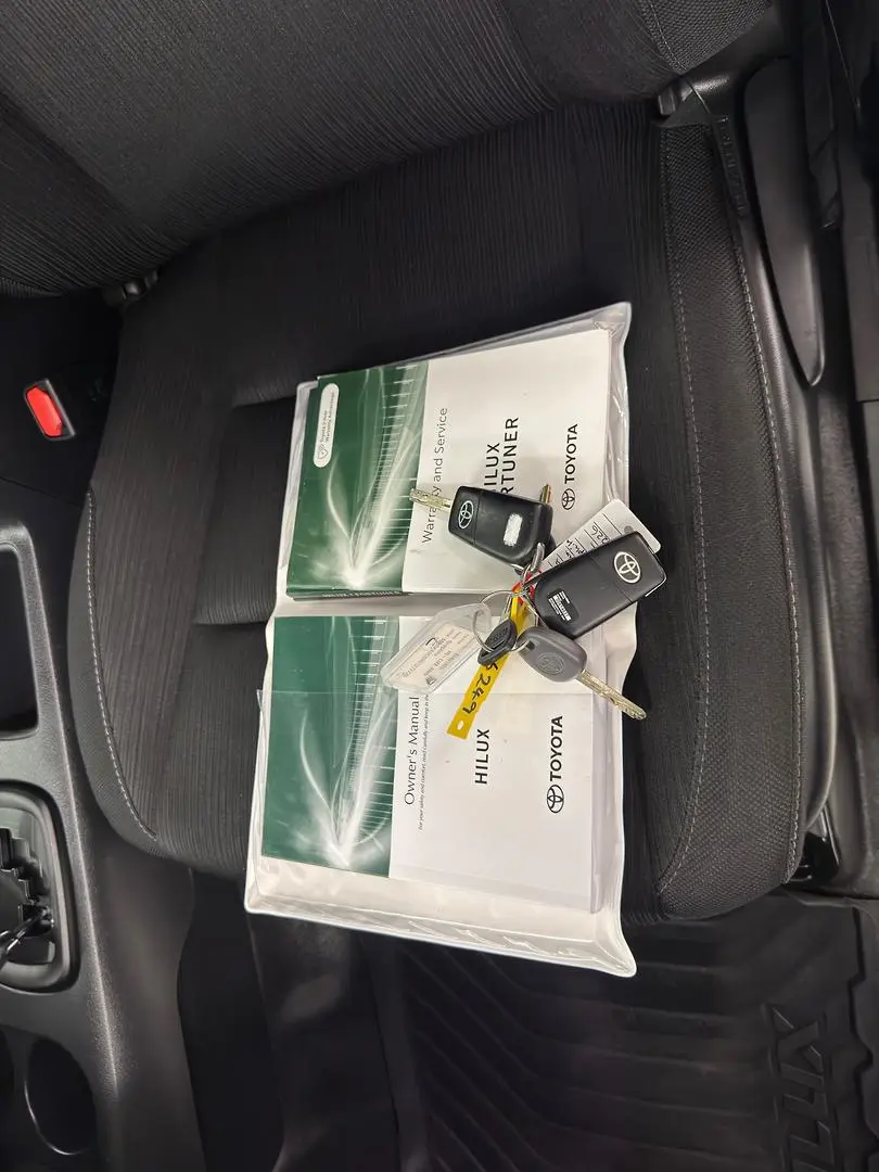 2022 Toyota Hilux Gallery Image 26