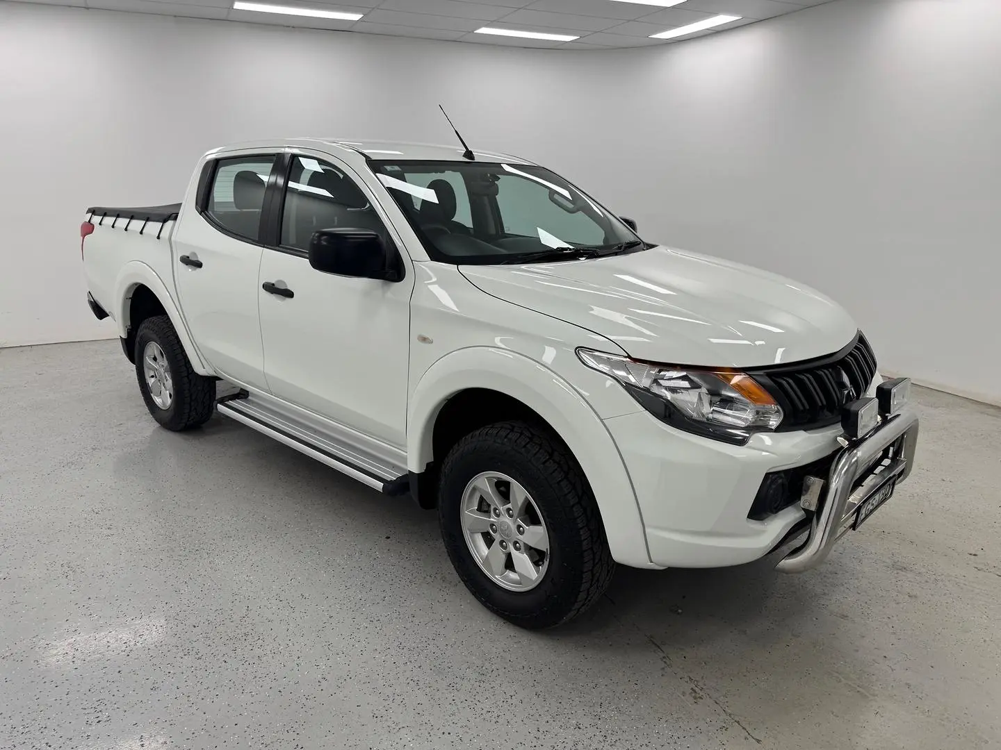 2018 Mitsubishi Triton Gallery Image 1