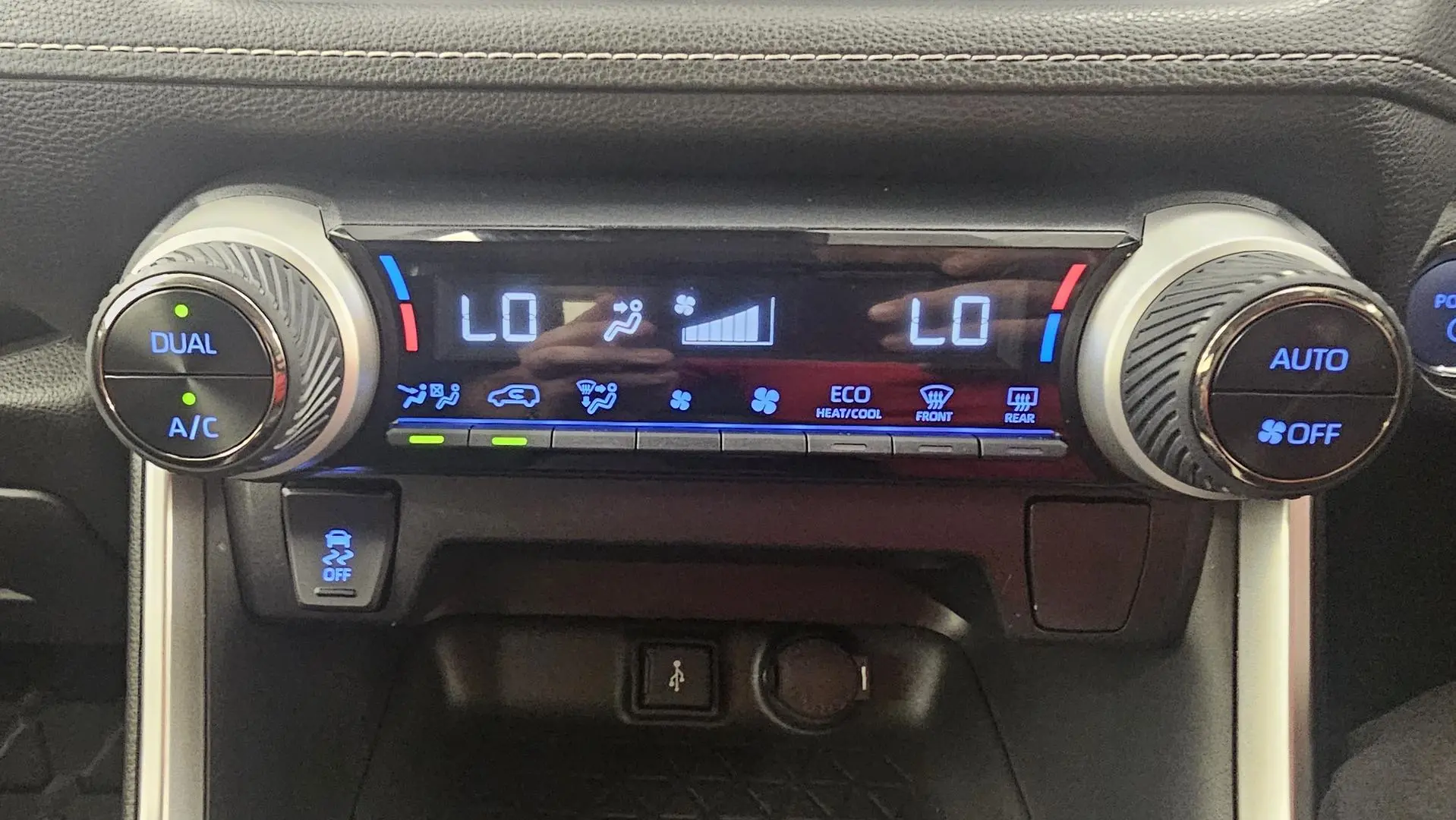 2022 Toyota RAV4 Gallery Image 33