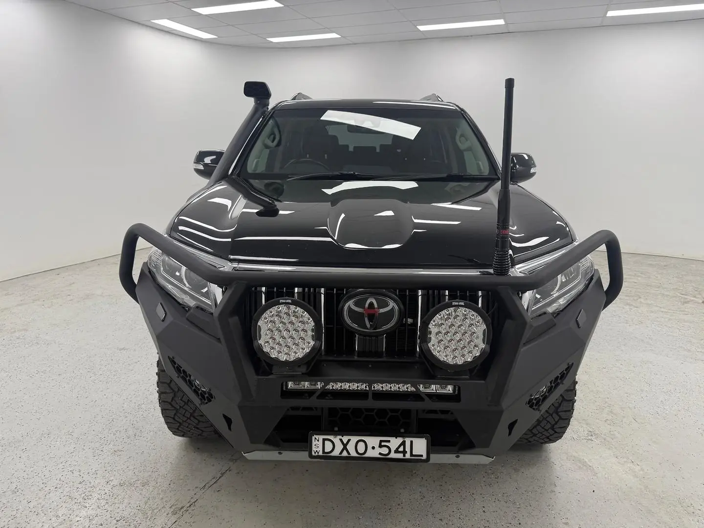 2018 Toyota Landcruiser Prado Gallery Image 45