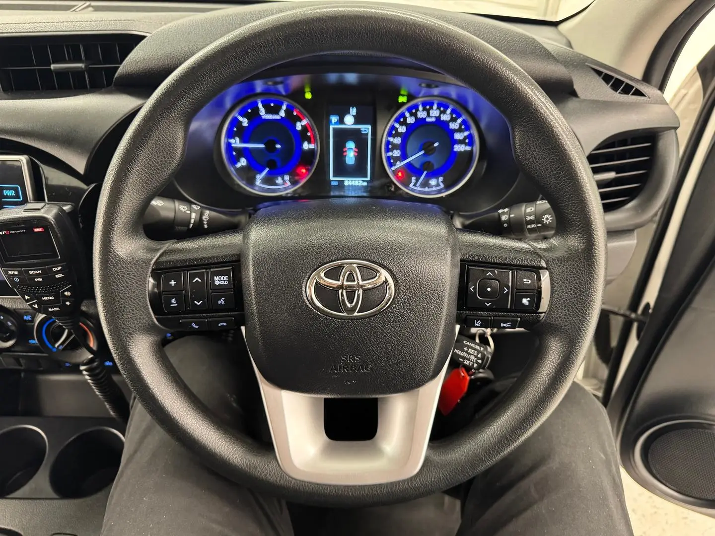 2020 Toyota Hilux Gallery Image 25