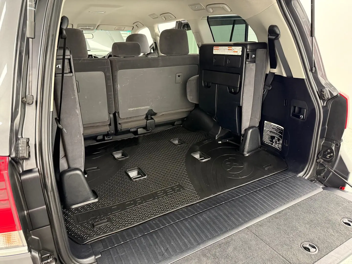 2019 Toyota Landcruiser Gallery Image 15