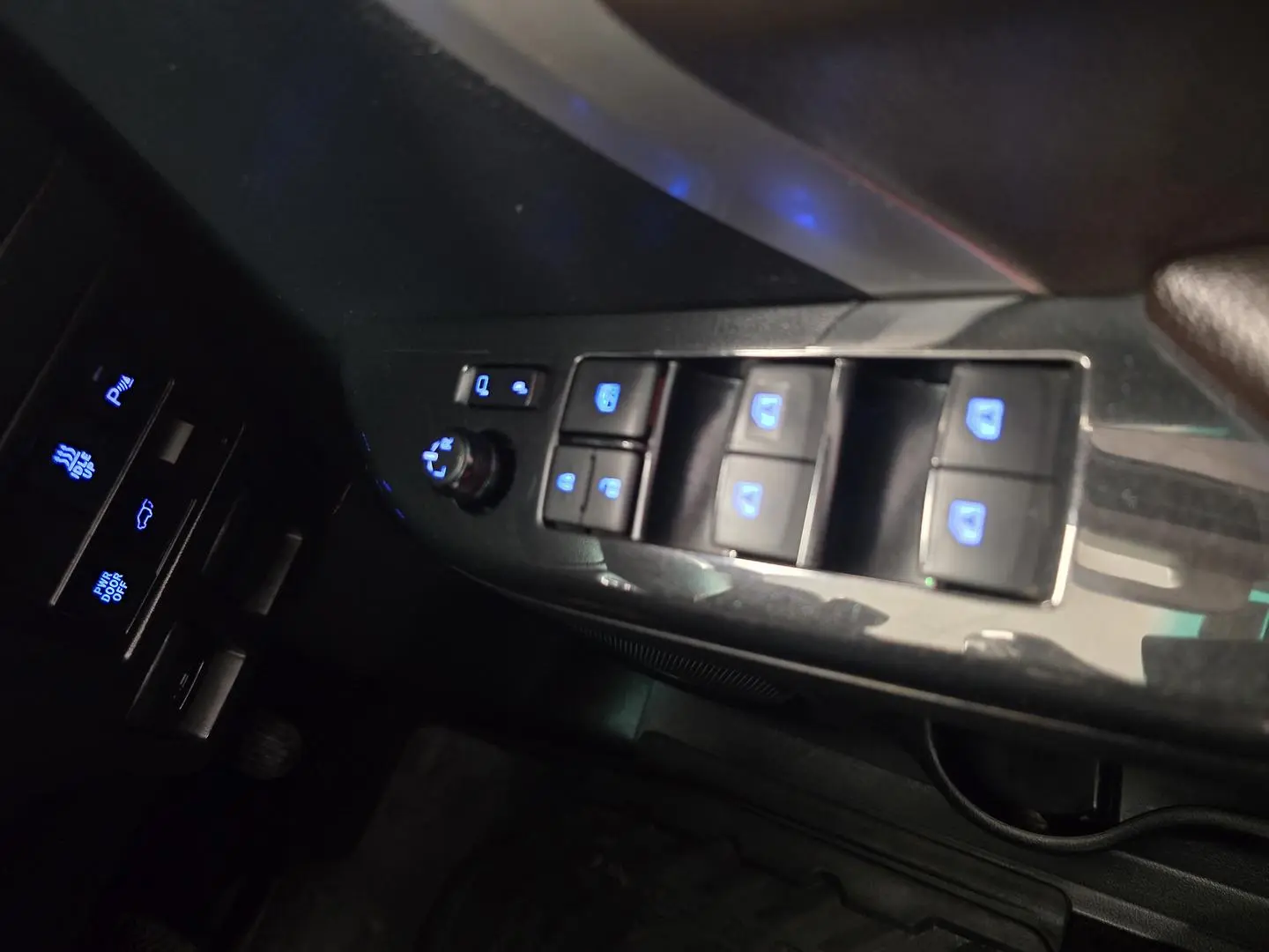2017 Toyota Fortuner Gallery Image 25