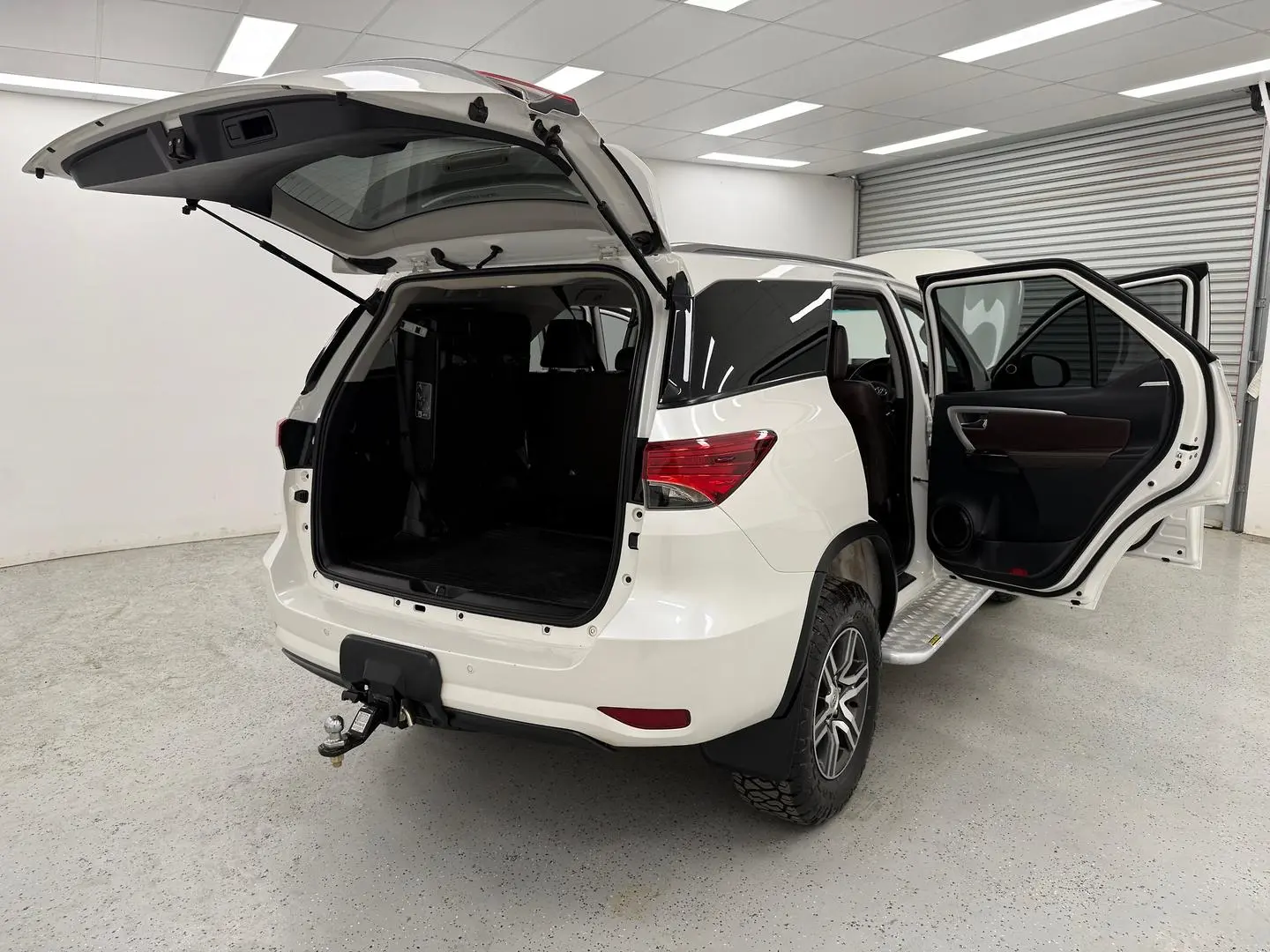 2019 Toyota Fortuner Gallery Image 14