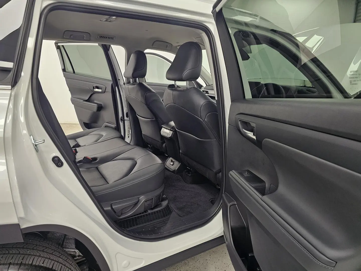 2025 Toyota Kluger Gallery Image 21