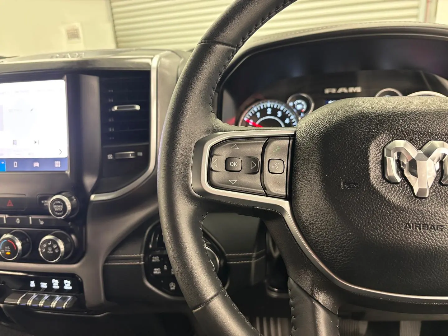 2023 RAM 1500 Gallery Image 25
