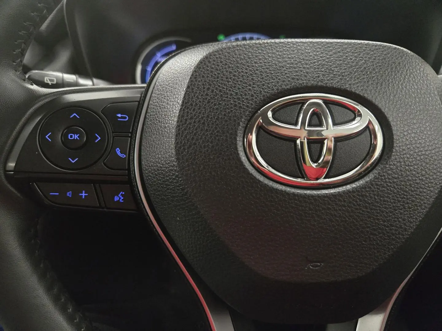2022 Toyota RAV4 Gallery Image 27