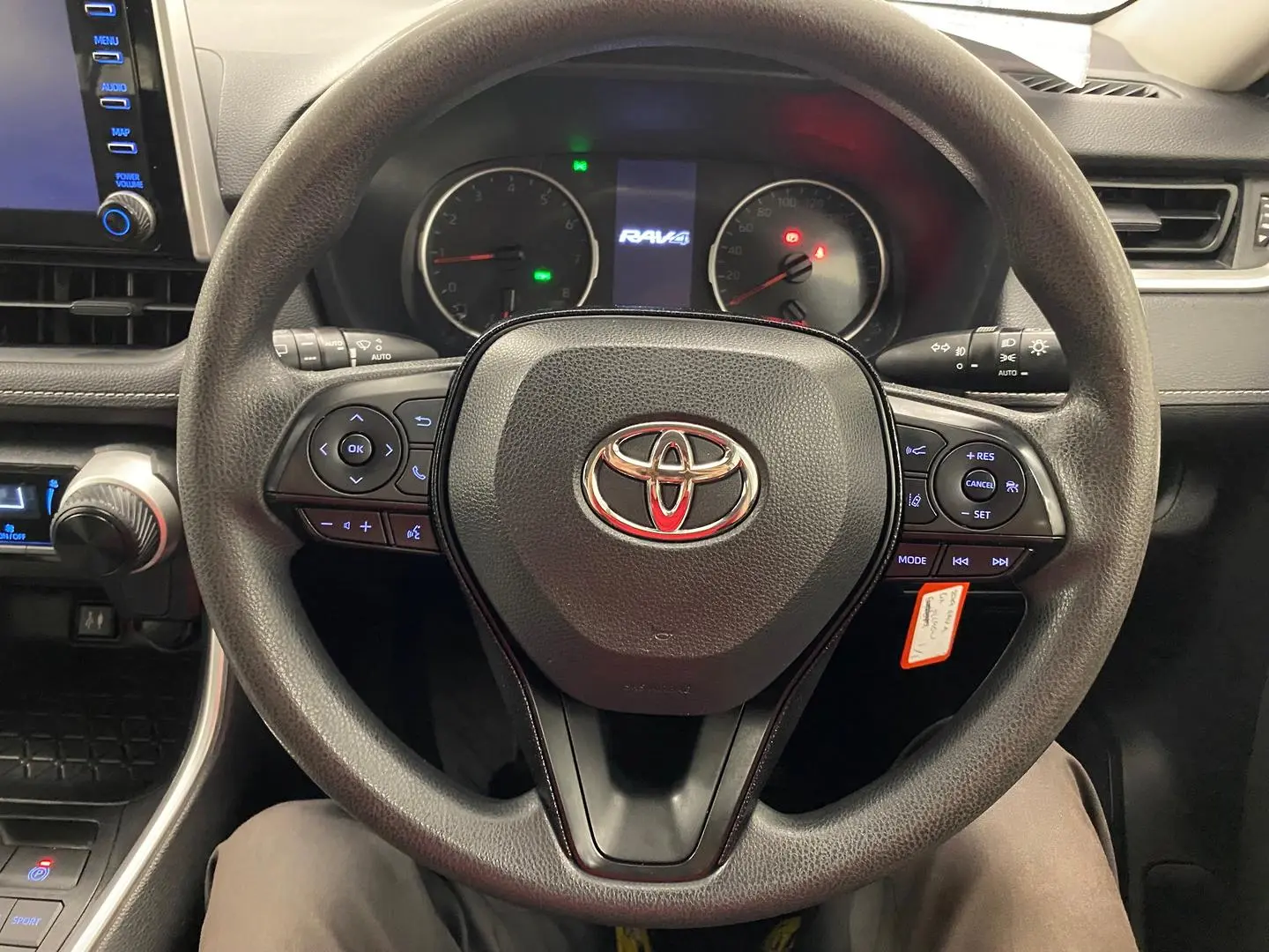 2019 Toyota RAV4 Image 23