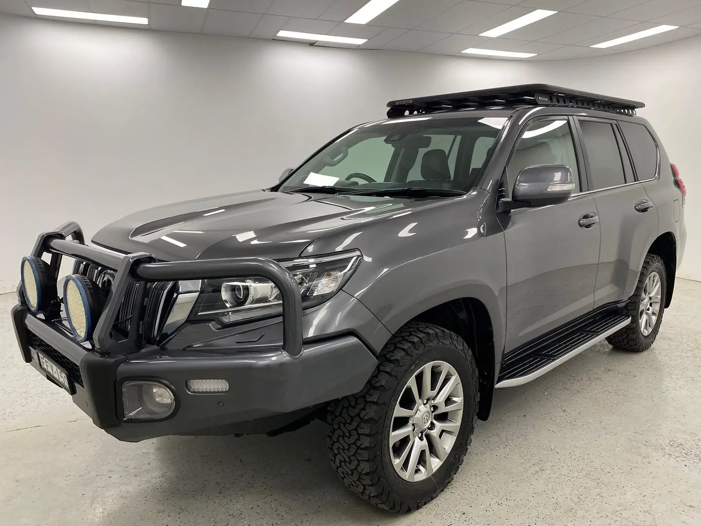 2019 Toyota Landcruiser Prado Gallery Image 7