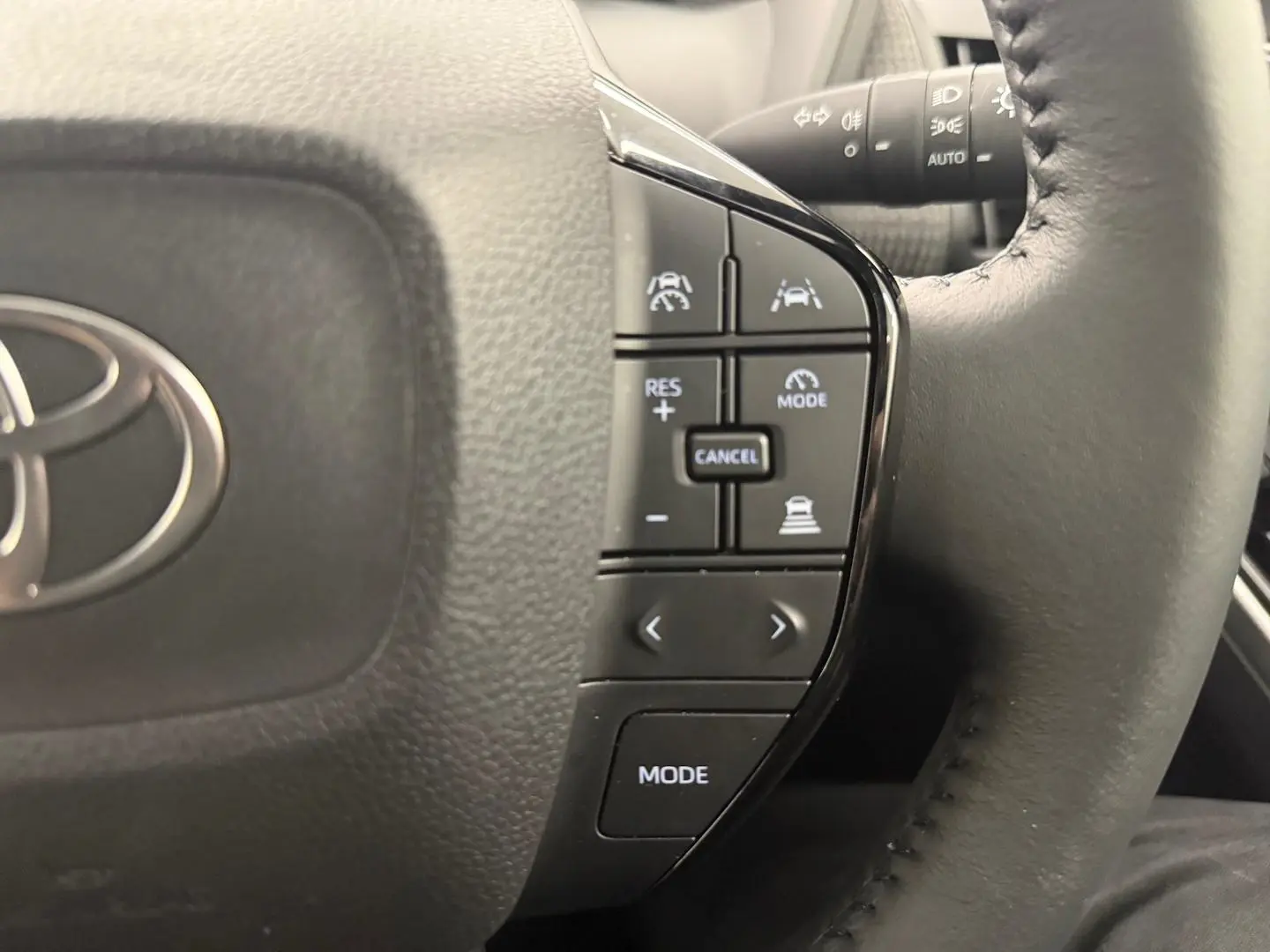 2025 Toyota bZ4X Gallery Image 27