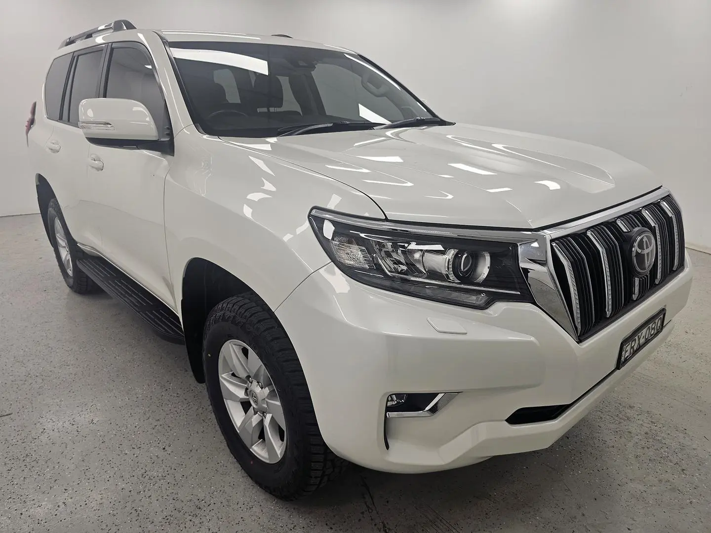 2021 Toyota Landcruiser Prado Gallery Image 1