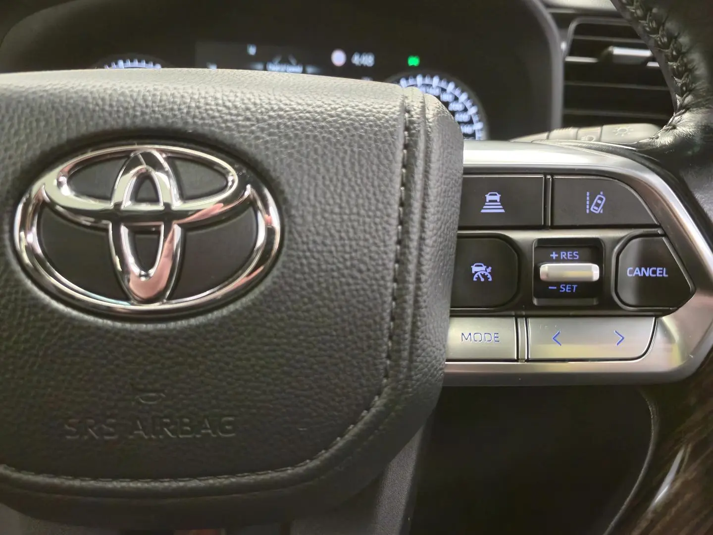 2022 Toyota Landcruiser Gallery Image 25
