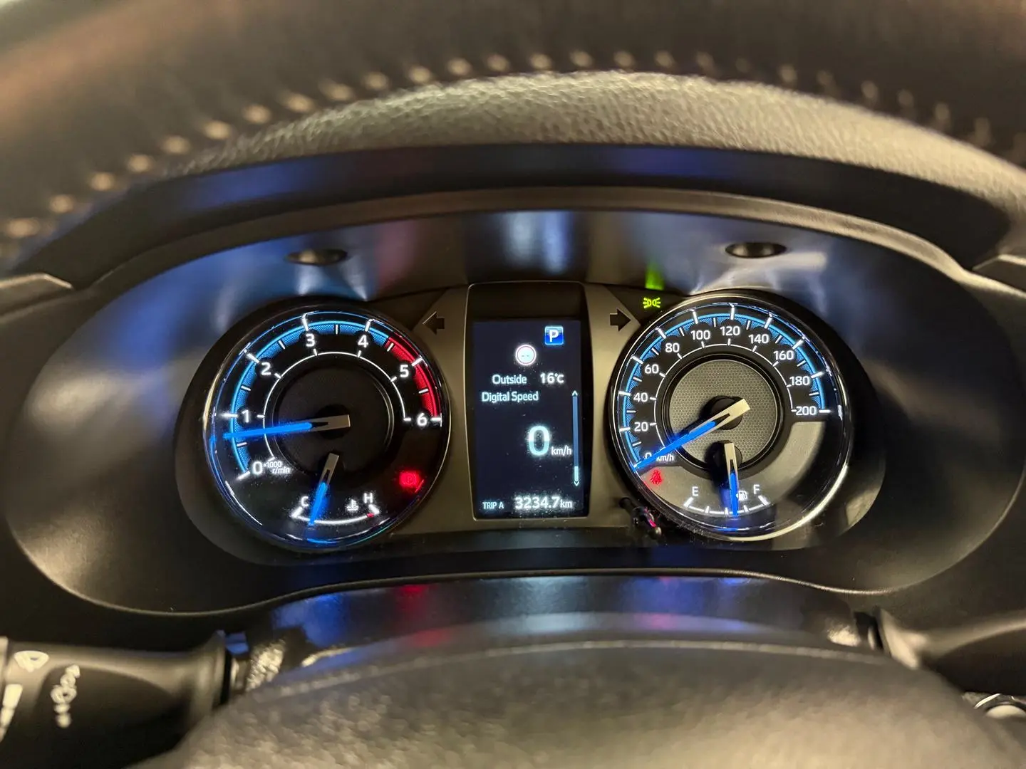 2022 Toyota Hilux Gallery Image 28