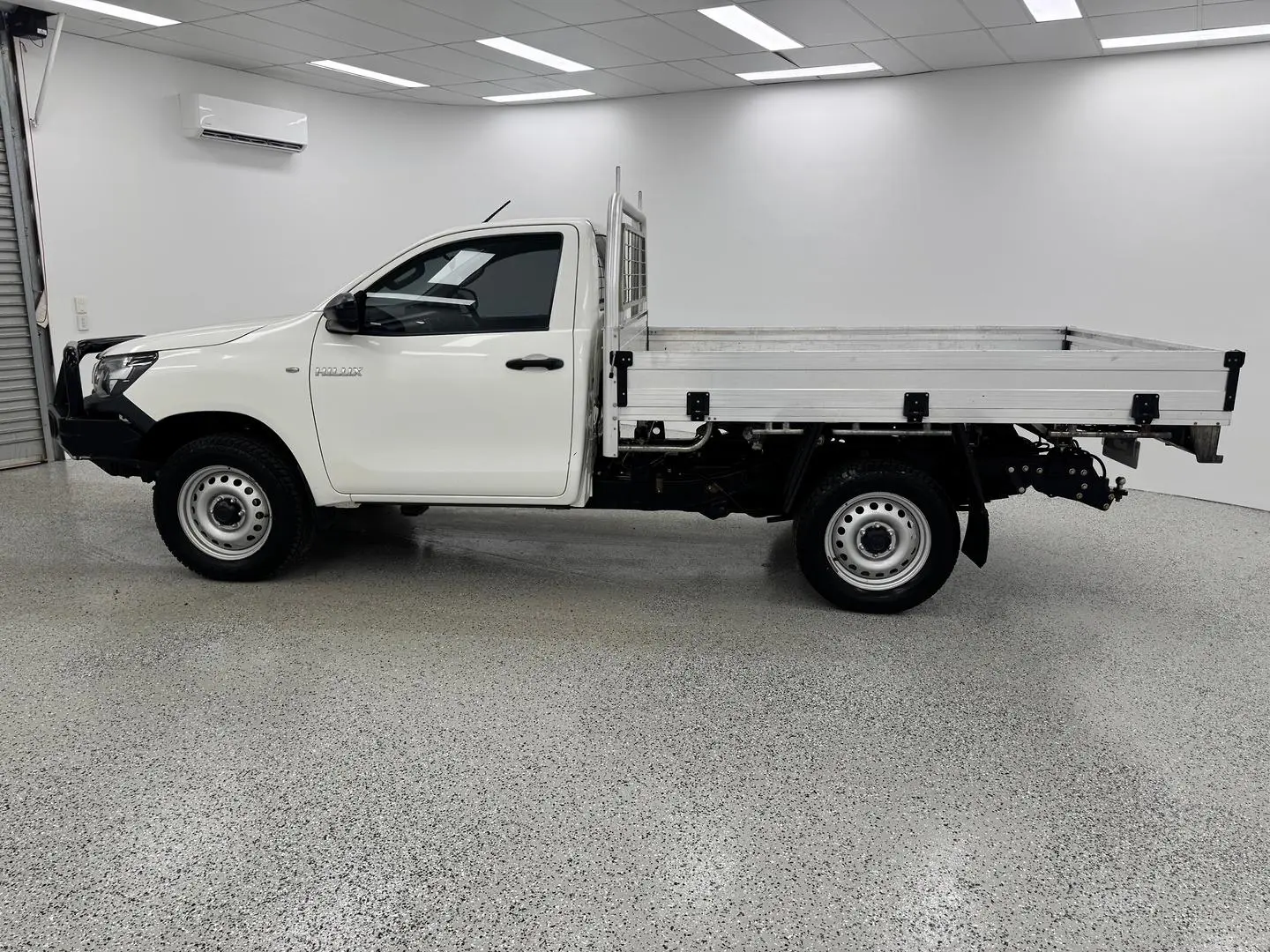 2020 Toyota Hilux Gallery Image 5