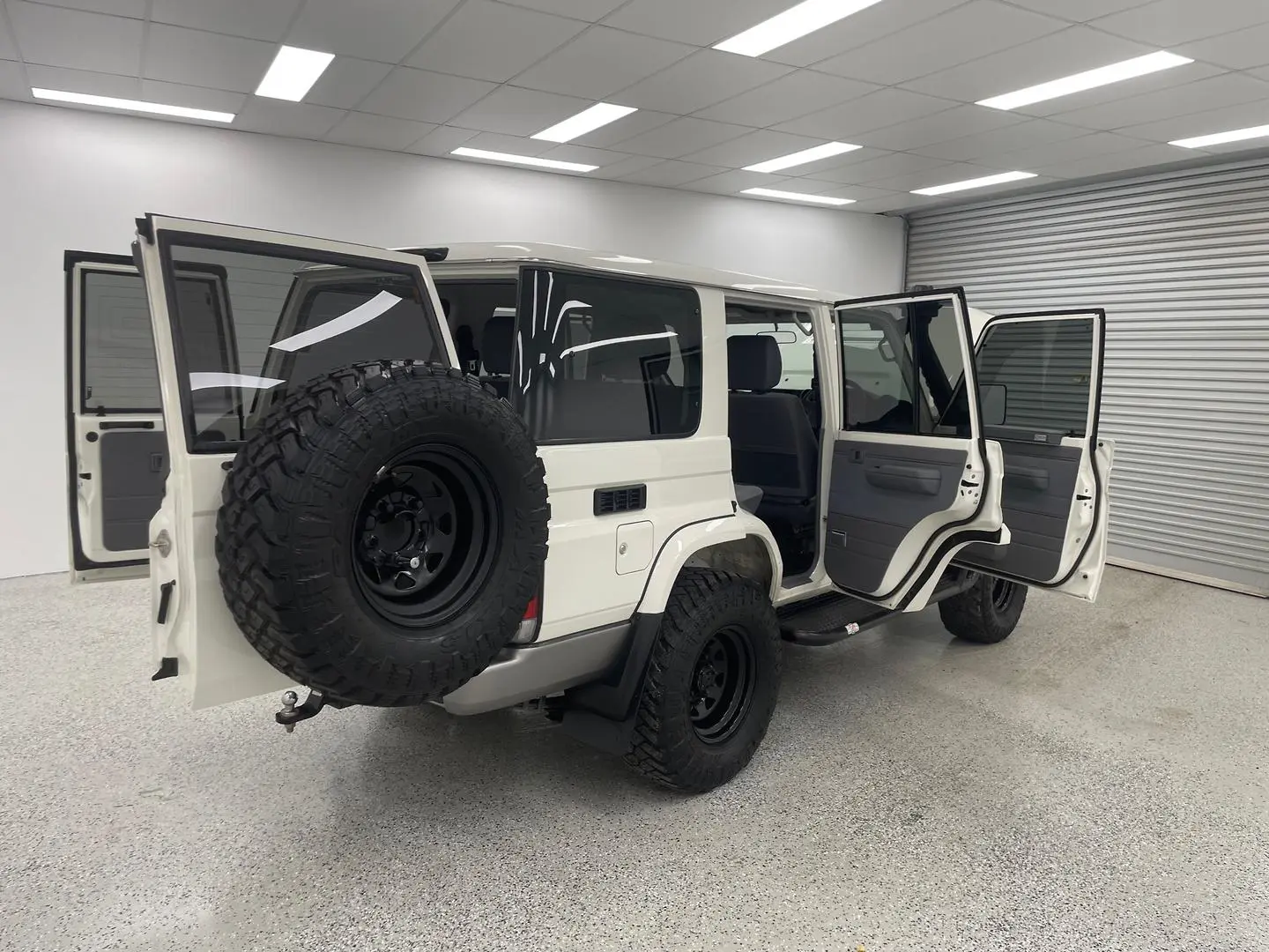 2022 Toyota Landcruiser Gallery Image 12