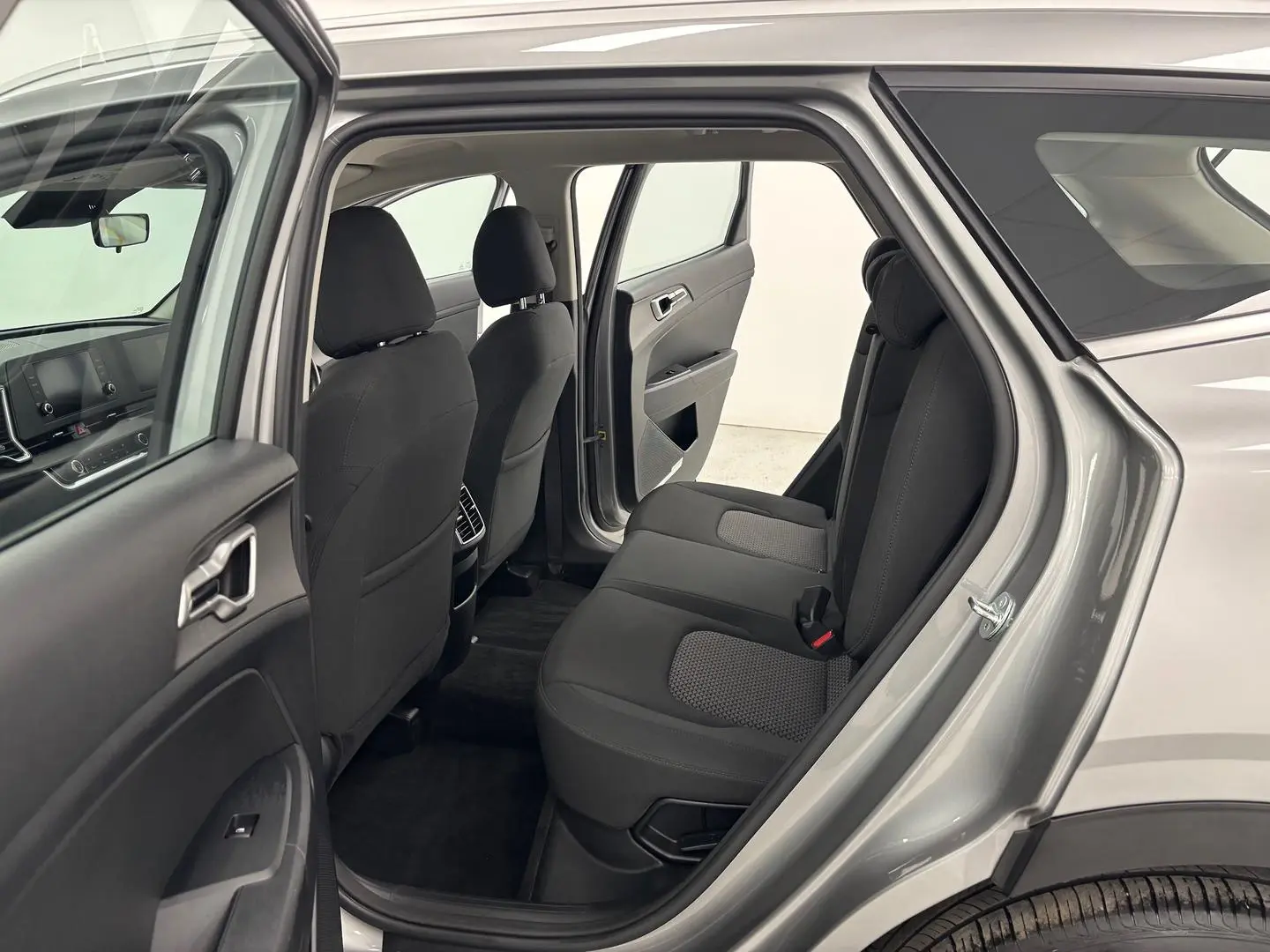 2023 Kia Sportage Gallery Image 19
