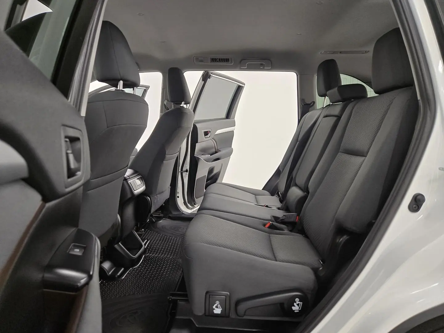 2019 Toyota Kluger Gallery Image 19