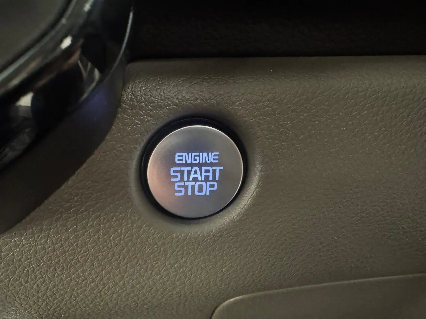 2024 Kia Carnival Gallery Image 18