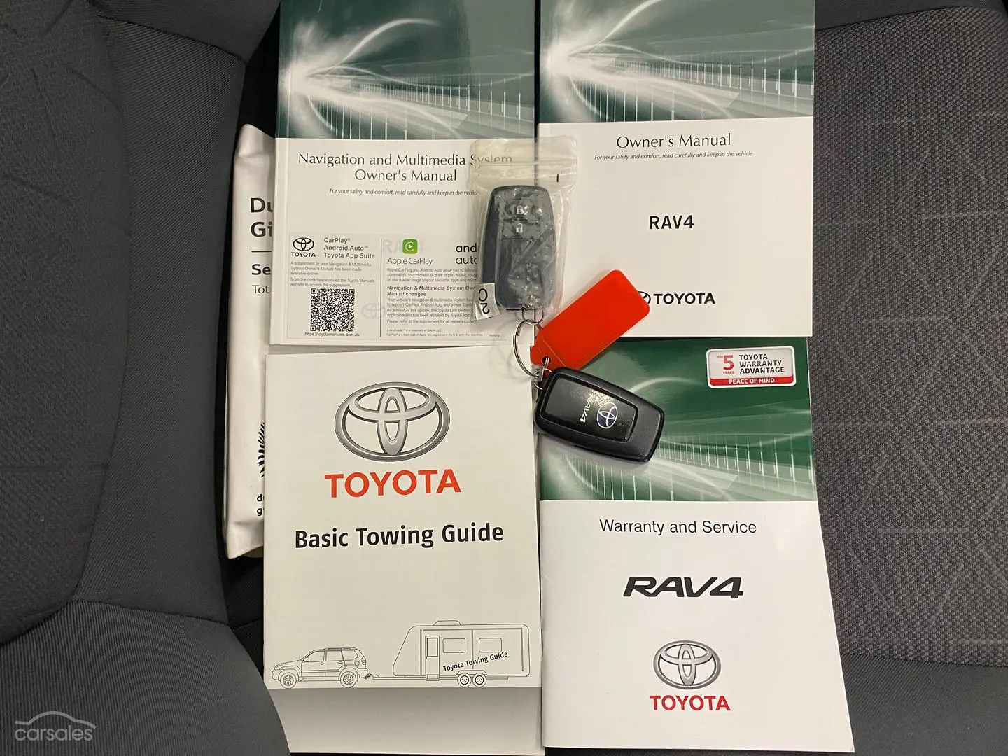 2019 Toyota RAV4 Image 31