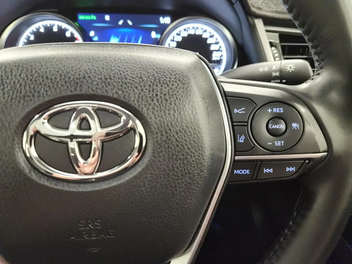 2020 Toyota Camry Gallery Image 31
