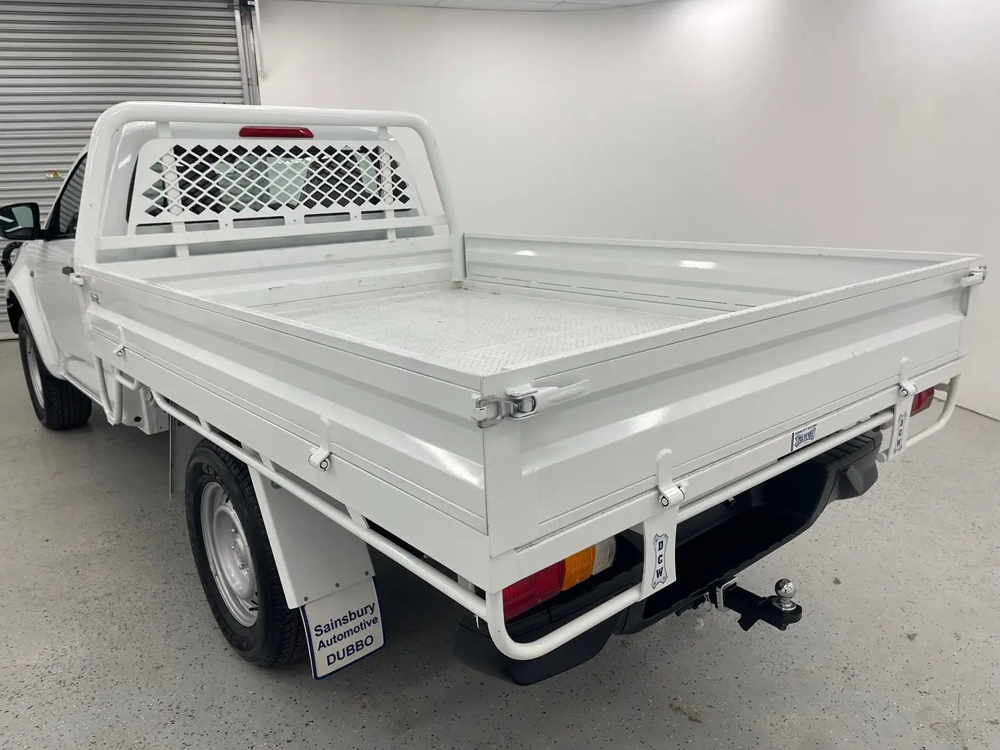 2024 Isuzu D-MAX Gallery Image 4