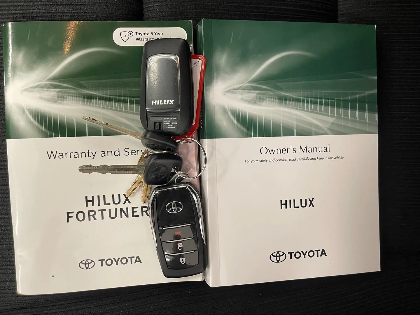 2025 Toyota Hilux Gallery Image 36