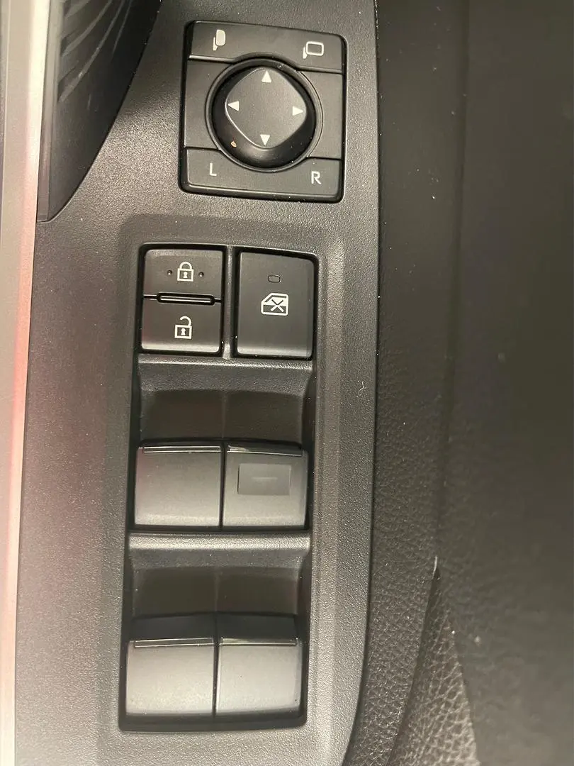 2024 Toyota RAV4 Gallery Image 20