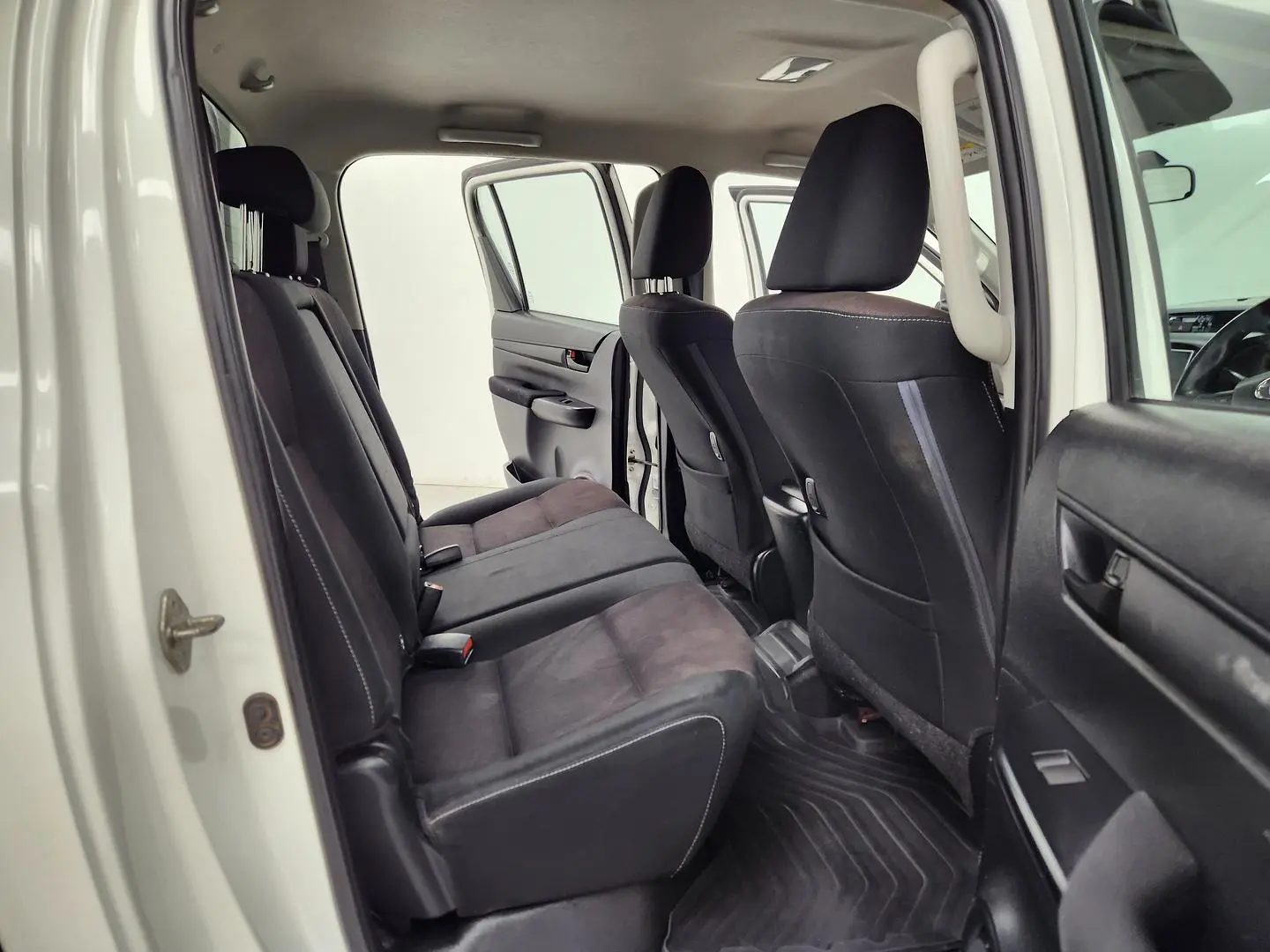 2018 Toyota Hilux Gallery Image 20