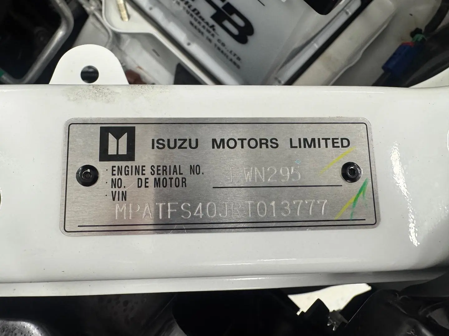 2024 Isuzu D-MAX Gallery Image 15