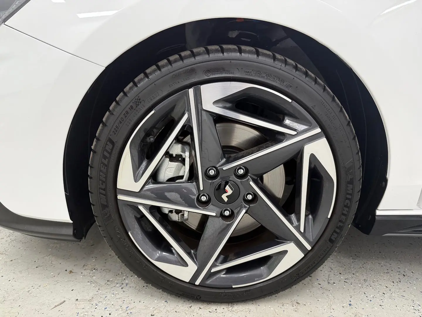 2024 Hyundai i30 Gallery Image 9