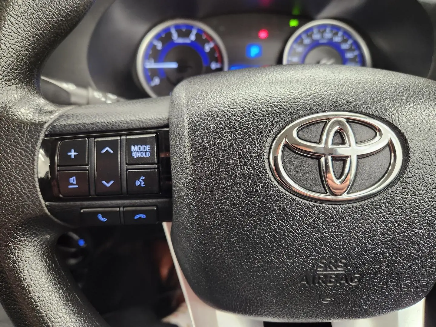 2018 Toyota Hilux Gallery Image 24