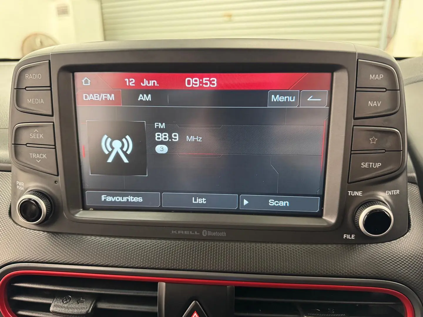 2019 Hyundai Kona Gallery Image 24