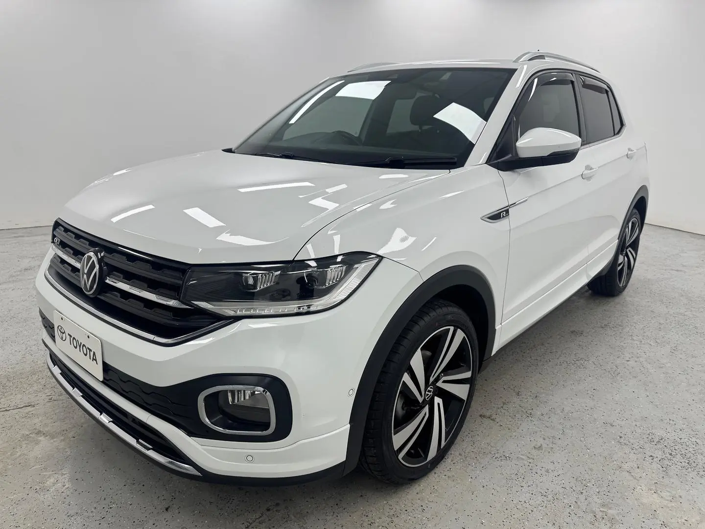 2021 Volkswagen T-Cross Gallery Image 6