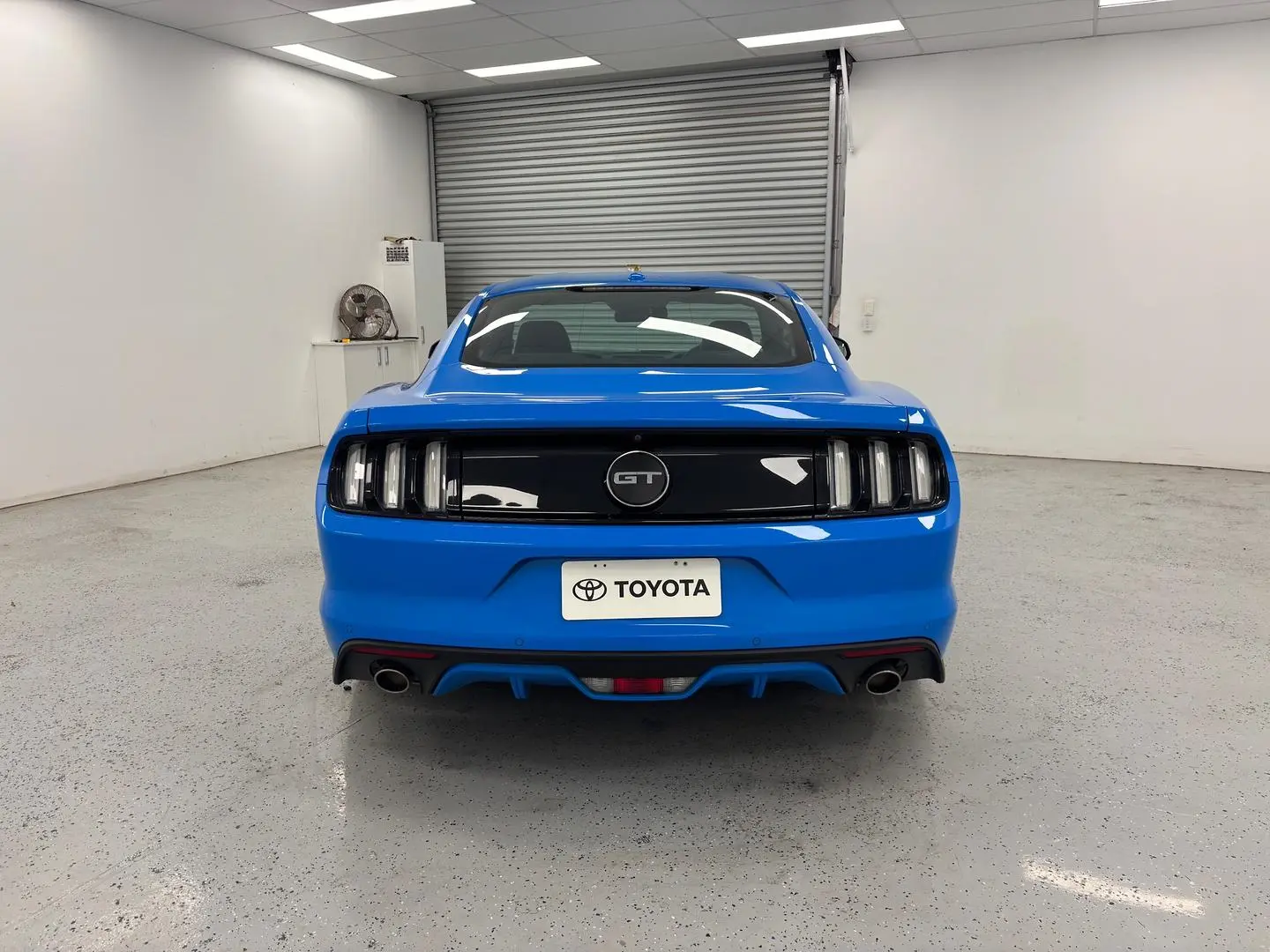 2017 Ford Mustang Gallery Image 4