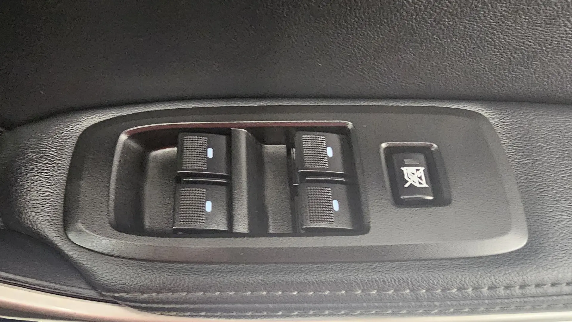 2022 Ford Everest Gallery Image 41