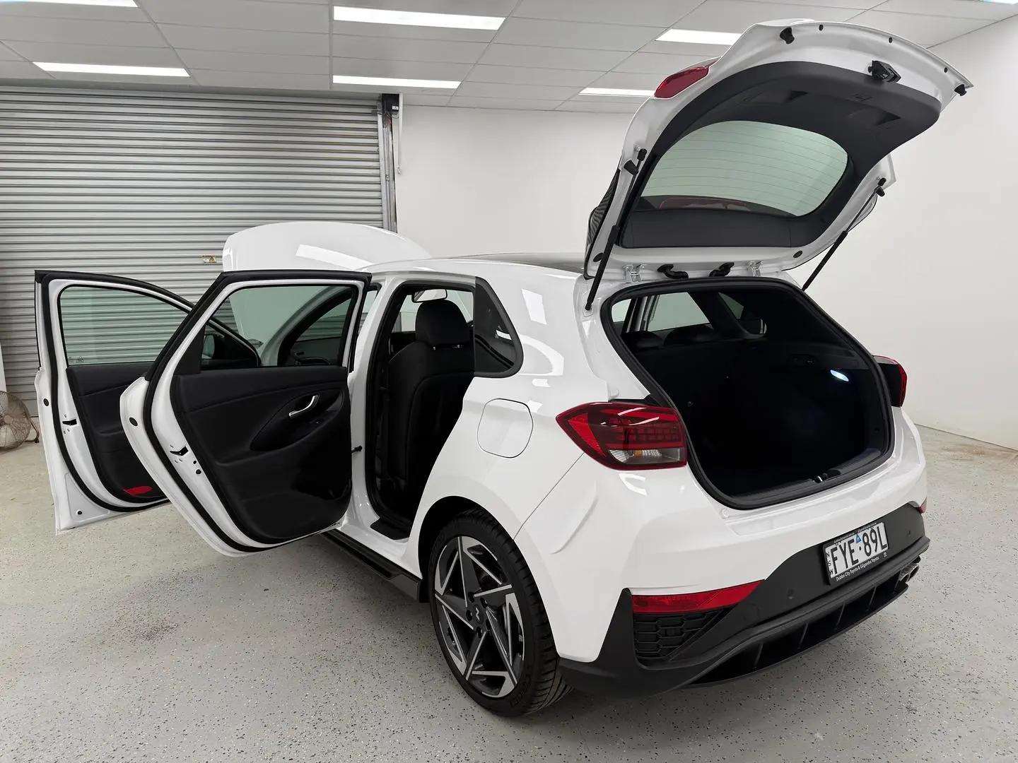 2024 Hyundai i30 Gallery Image 13