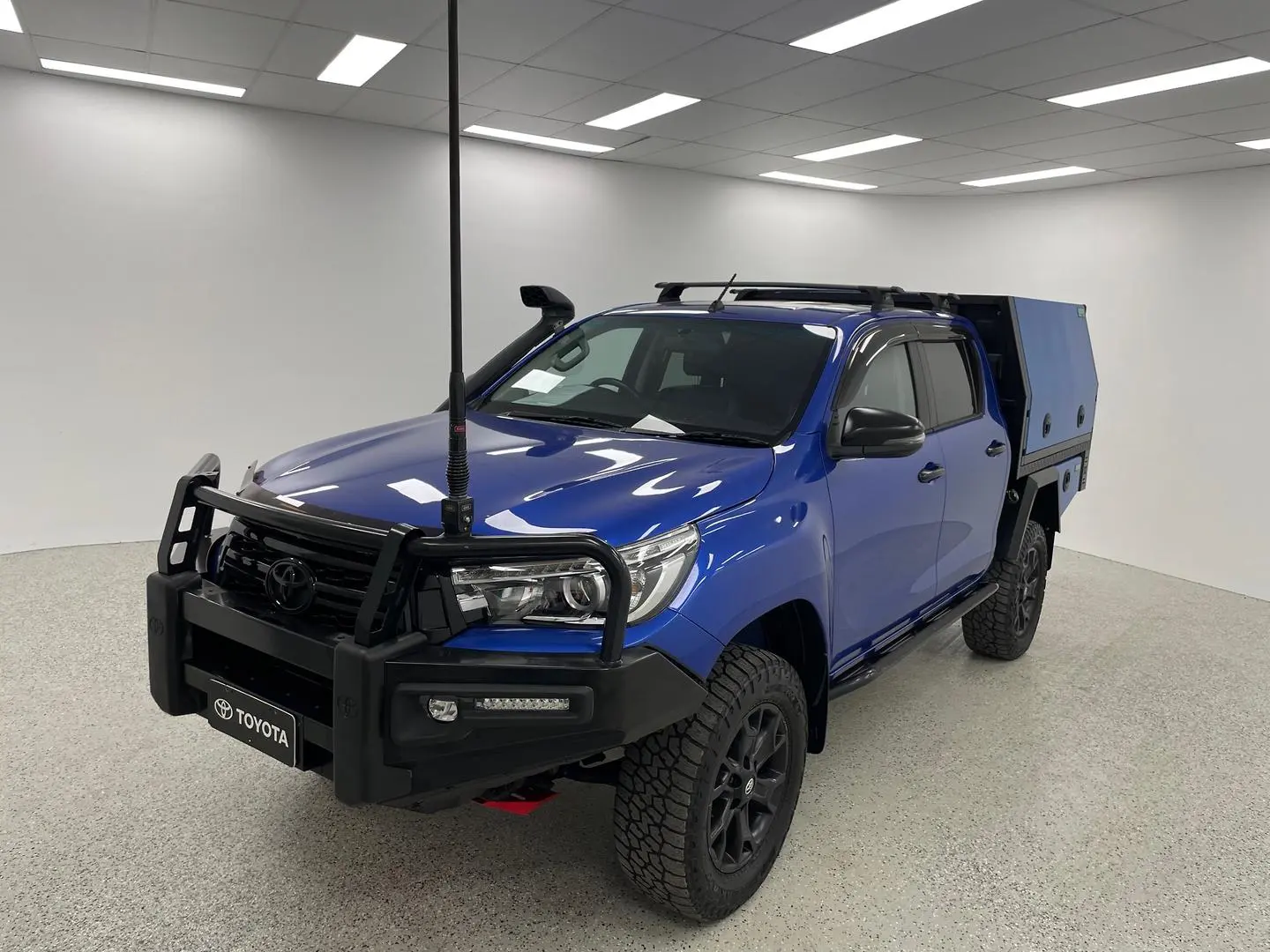 2018 Toyota Hilux Gallery Image 7